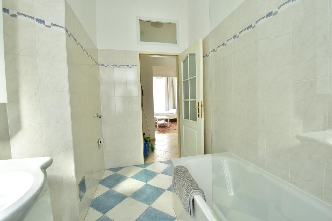 Universum Apartment 3 Wien Ngoại thất bức ảnh